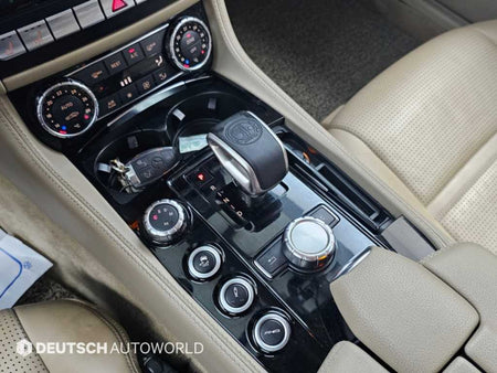 Mercedes-Benz CLS-Class — photo 09