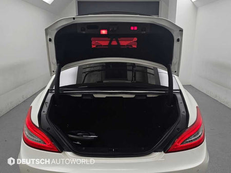 Mercedes-Benz CLS-Class — photo 19