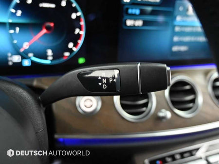 Mercedes-Benz E-Class — photo 09