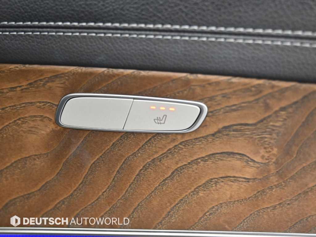 Mercedes-Benz E-Class — photo 16