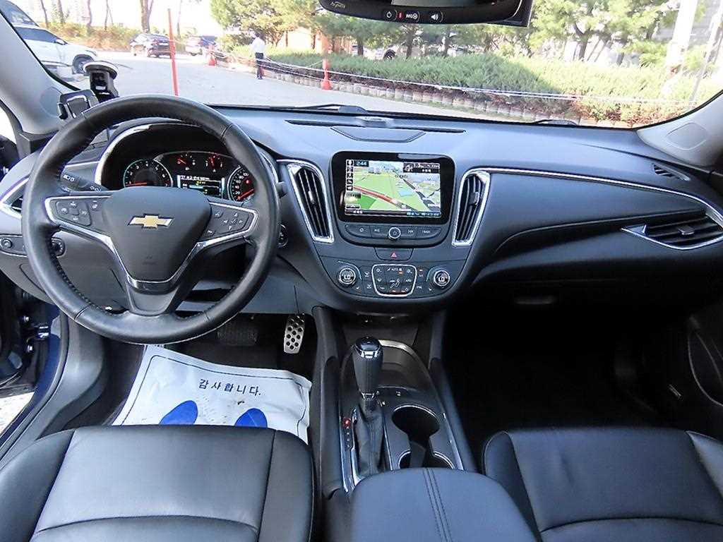 CHEVROLET Malibu — photo 07