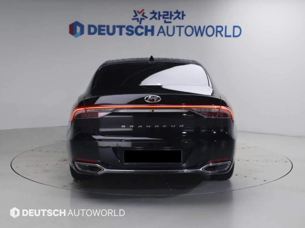 Hyundai Grandeur — photo 04