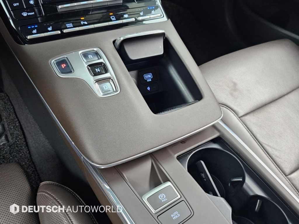 Hyundai Grandeur — photo 09