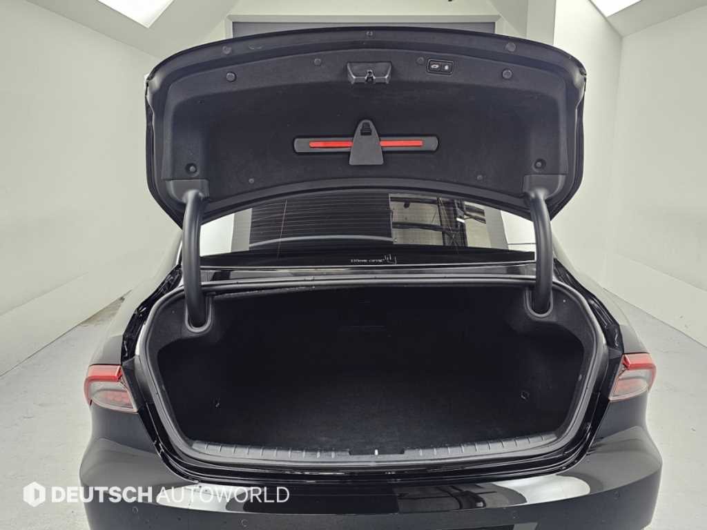 Hyundai Grandeur — photo 19