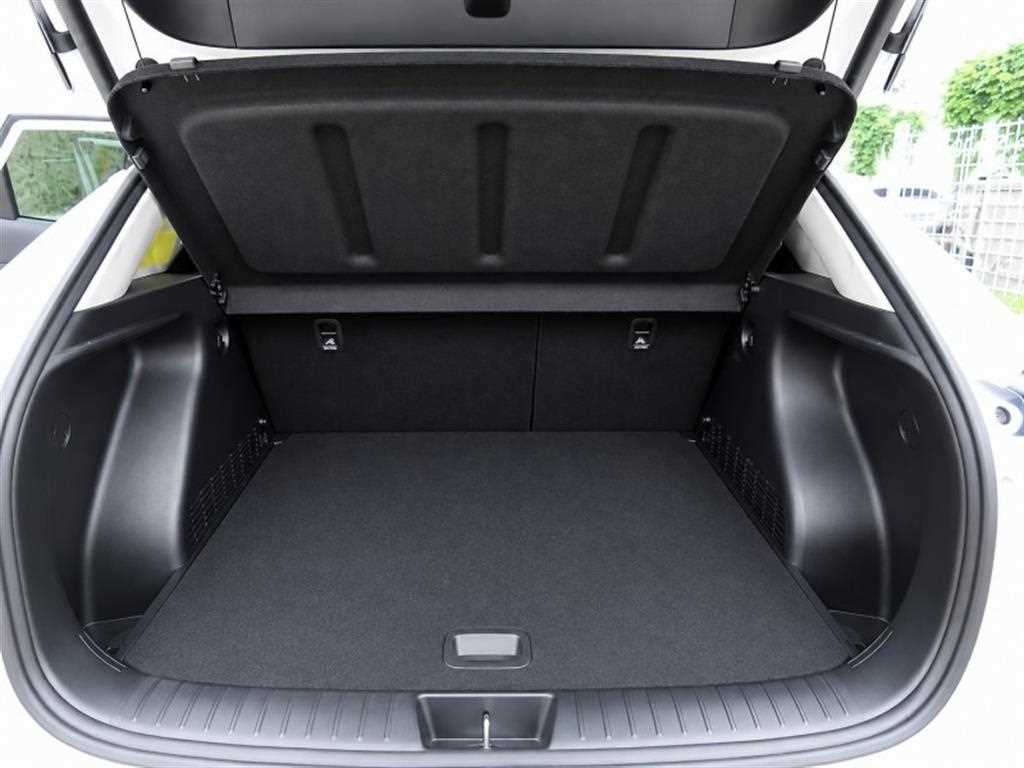 Hyundai Kona — photo 17