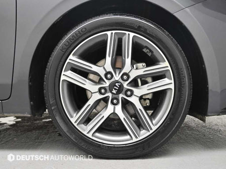 Kia K3 — photo 05