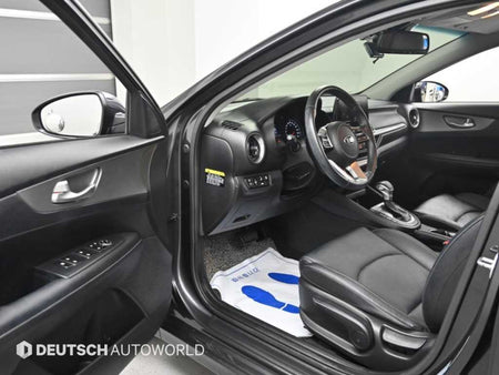 Kia K3 — photo 11
