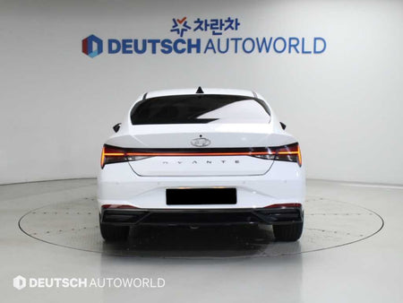 Hyundai Avante — photo 04