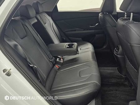 Hyundai Avante — photo 12