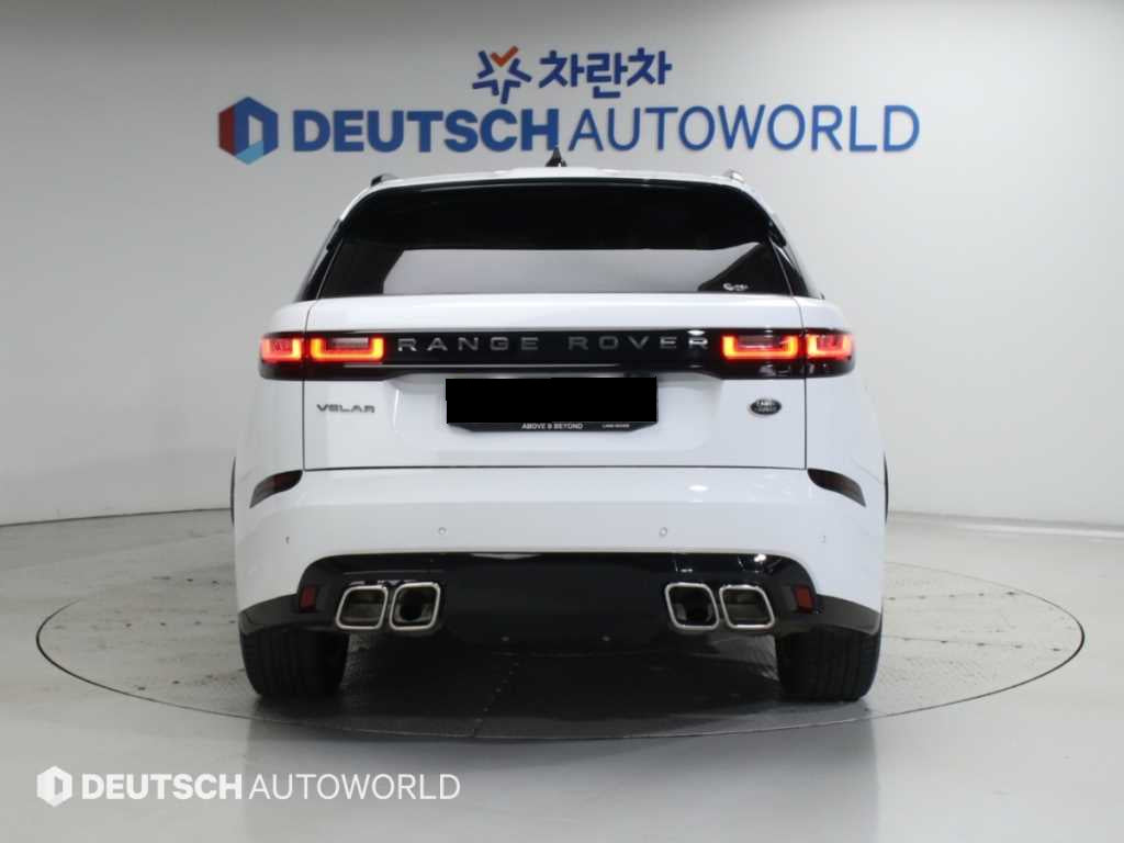 Land Rover Range Rover Velar — photo 04