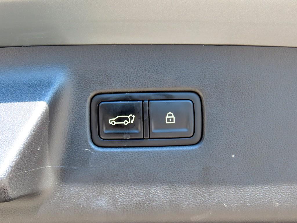 Hyundai Santafe — photo 16