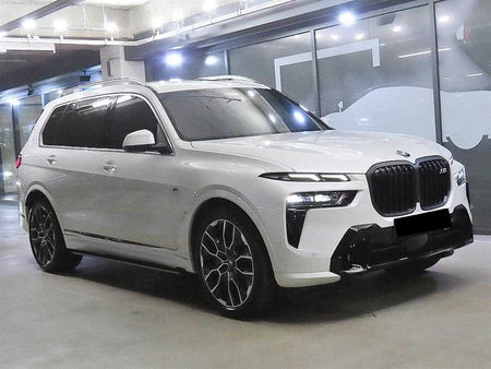 BMW X7 — photo 01