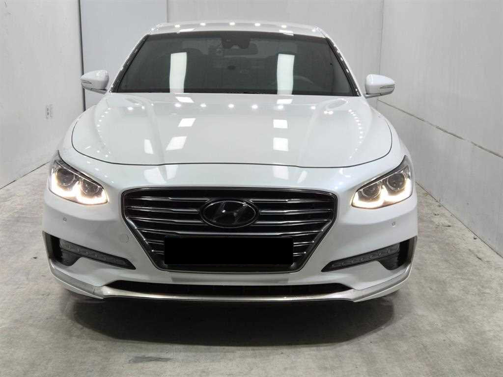 Hyundai Grandeur — photo 01
