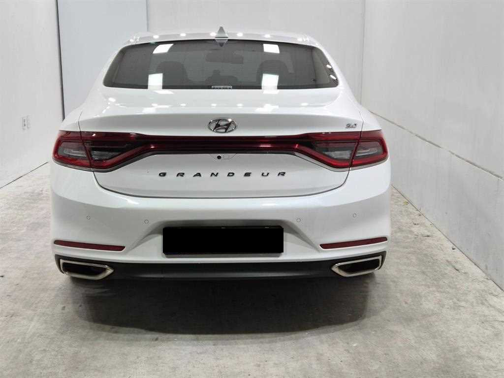 Hyundai Grandeur — photo 03