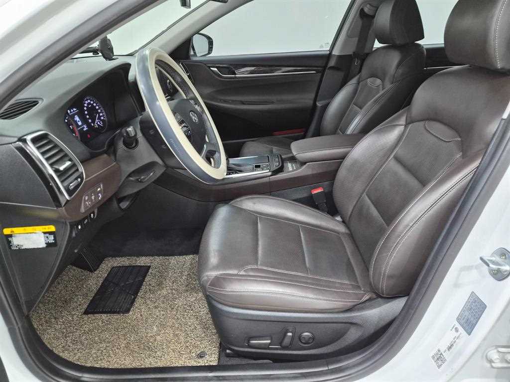 Hyundai Grandeur — photo 10