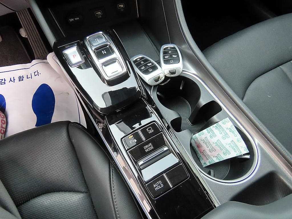 Hyundai Sonata — photo 10