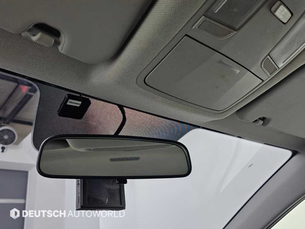 Hyundai Avante — photo 18