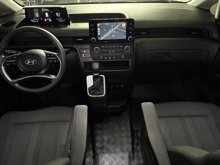 Hyundai Staria — photo 06