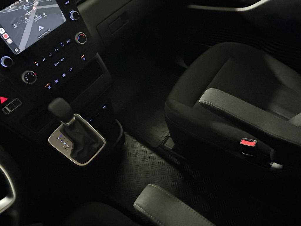 Hyundai Staria — photo 14