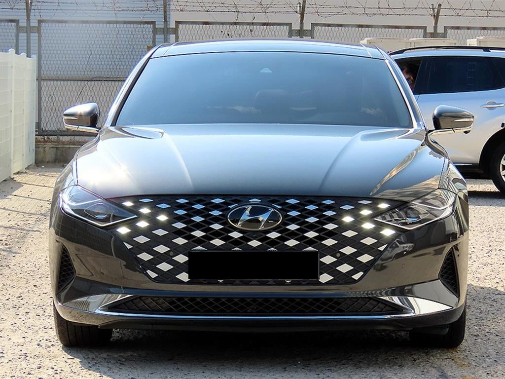 Hyundai Grandeur — photo 01