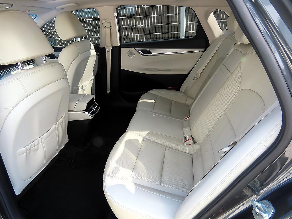 Hyundai Grandeur — photo 06