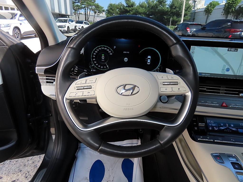 Hyundai Grandeur — photo 08