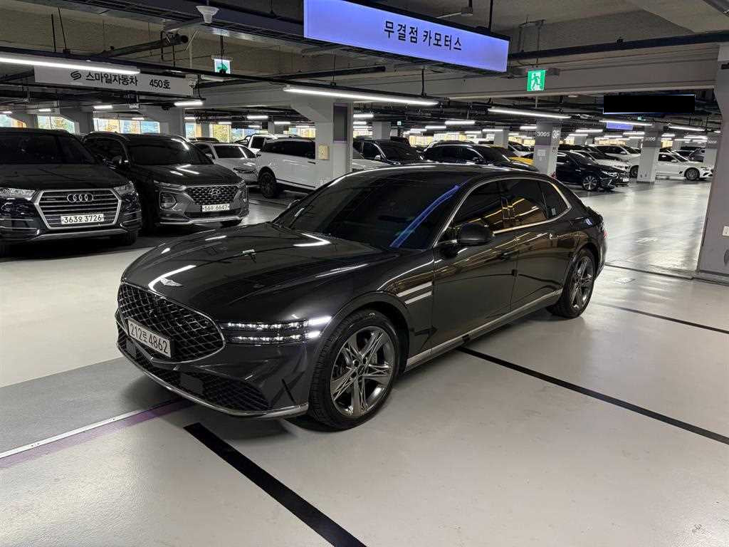 Genesis G90 — photo 02