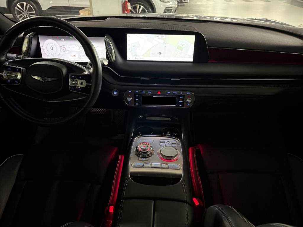 Genesis G90 — photo 06
