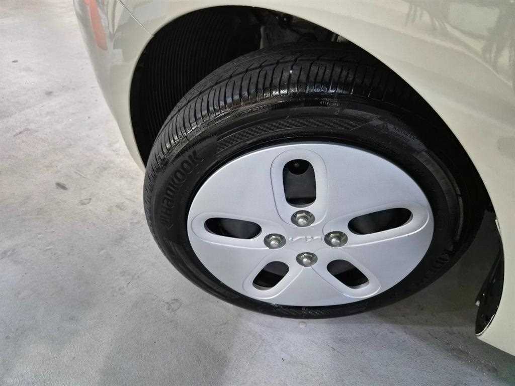 Kia RAY — photo 19