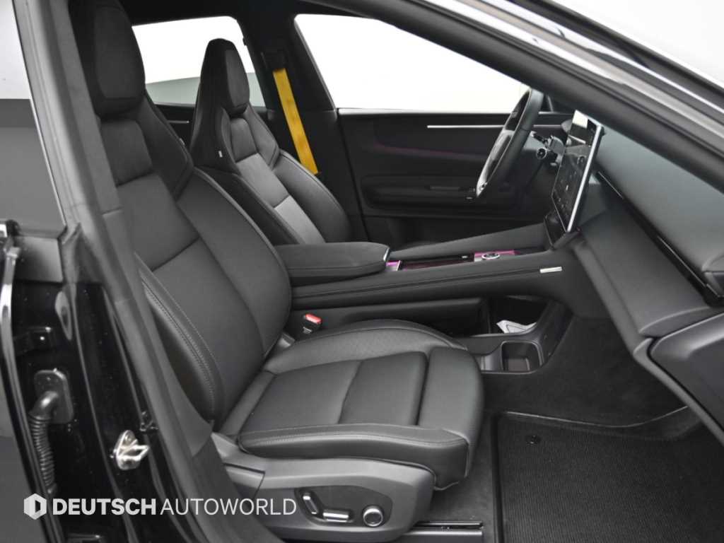 Polestar Polestar 4 — photo 10