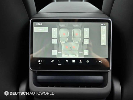 Tesla Model Y — photo 16