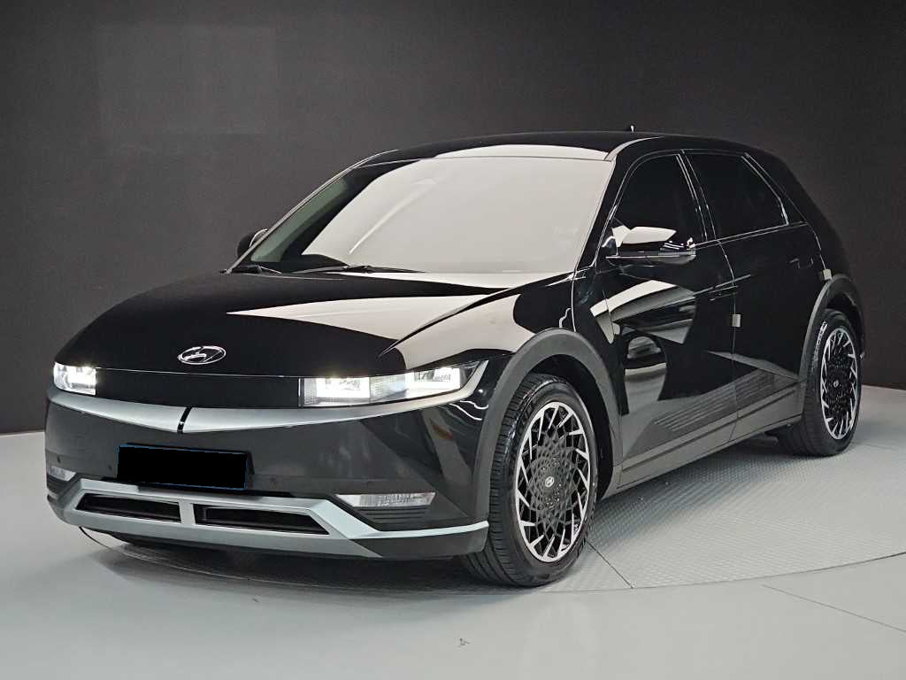 Hyundai Ioniq5 — photo 01