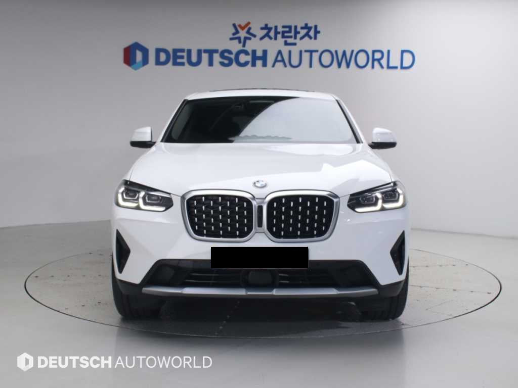 BMW X4 — photo 03