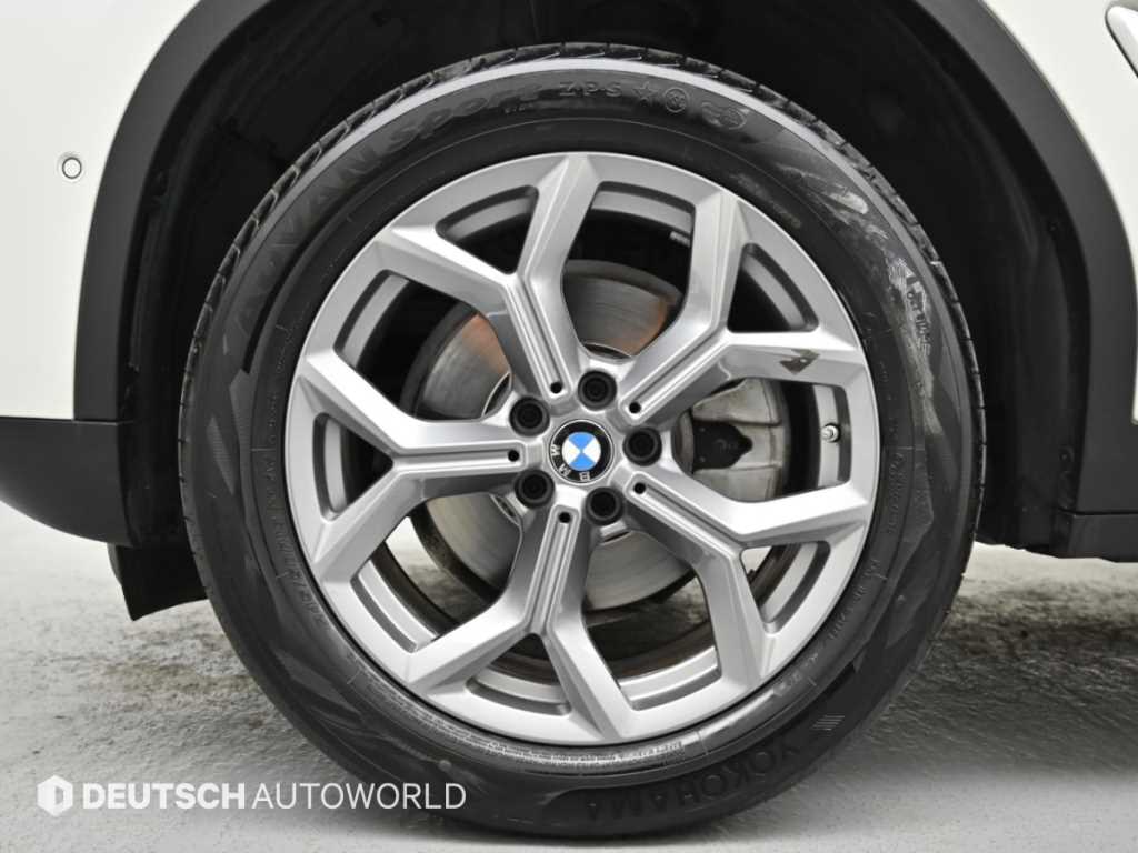 BMW X4 — photo 05