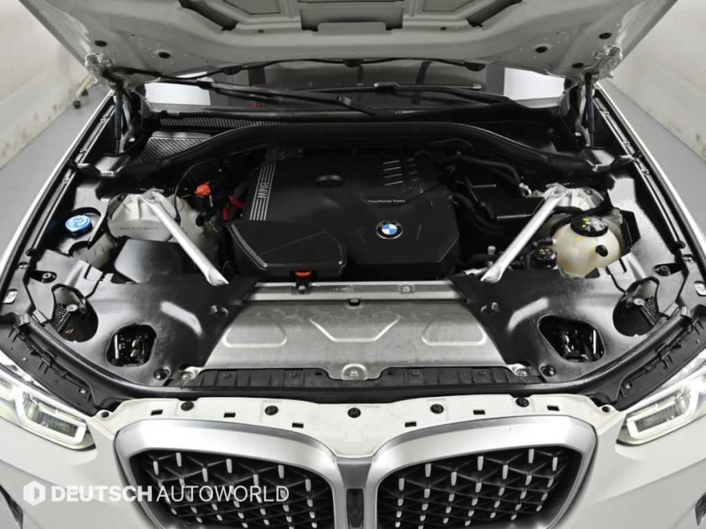 BMW X4 — photo 06