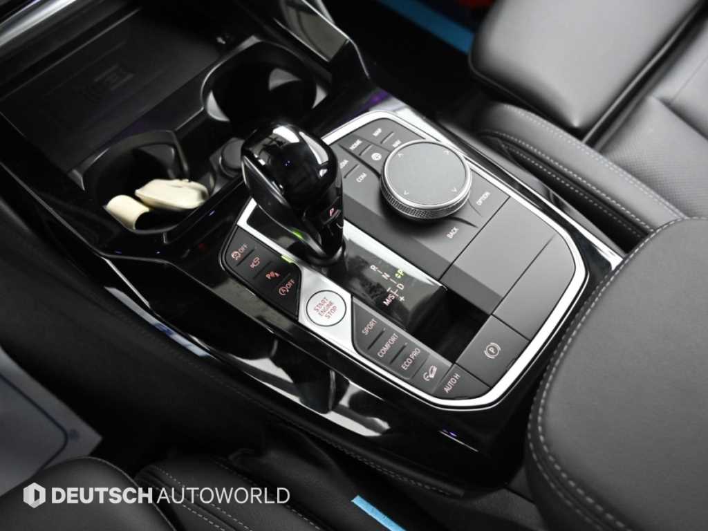 BMW X4 — photo 09