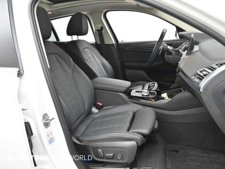 BMW X4 — photo 10