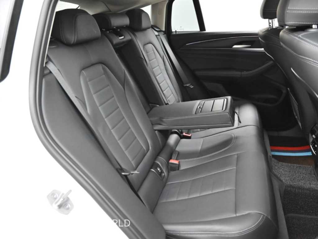 BMW X4 — photo 12