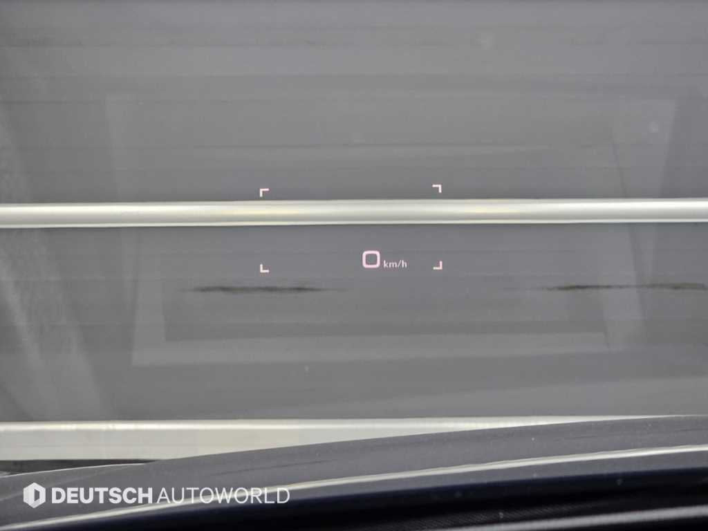 Audi Q5 — photo 17