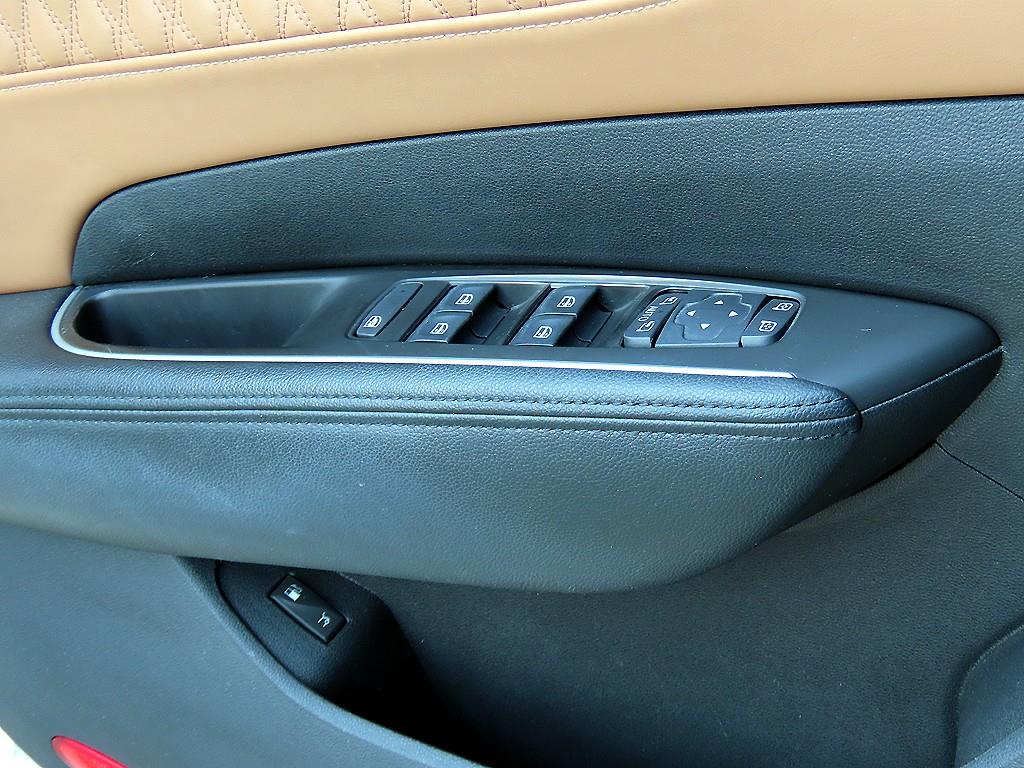 RENAULT SM6 — photo 10