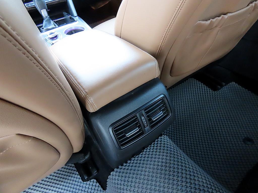 RENAULT SM6 — photo 17