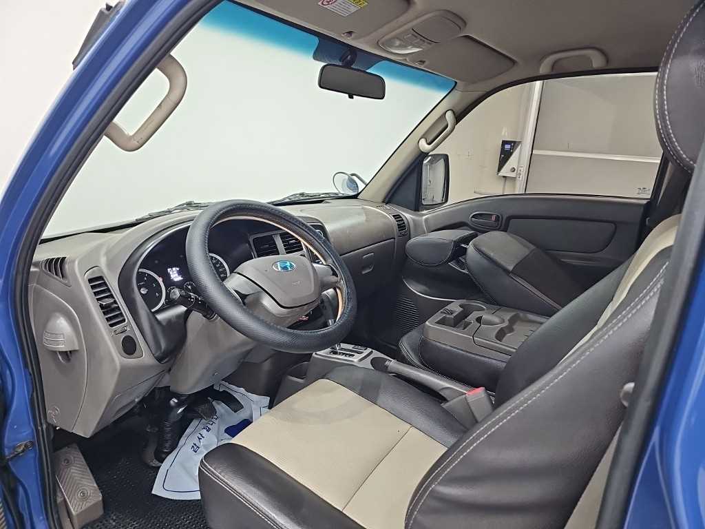 Hyundai Porter II — photo 07