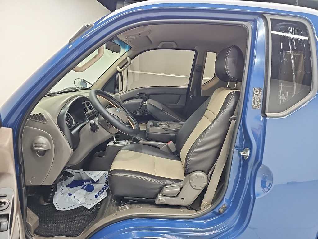 Hyundai Porter II — photo 11