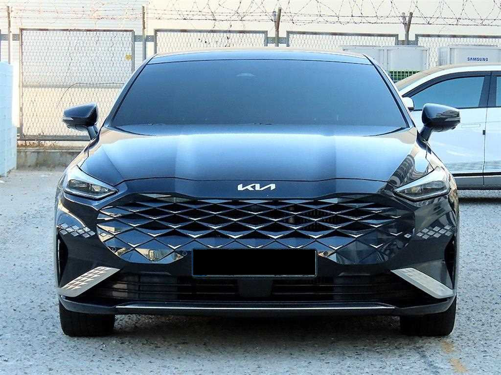 Kia K8 — photo 01