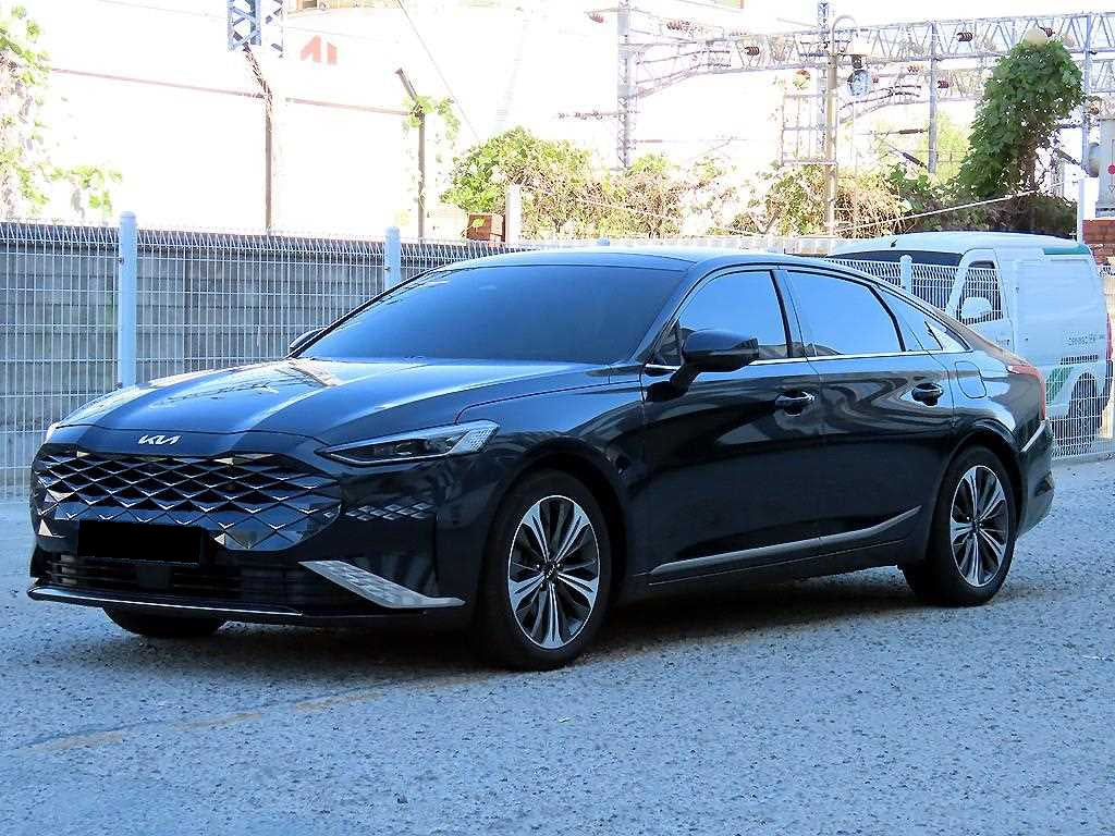 Kia K8 — photo 02