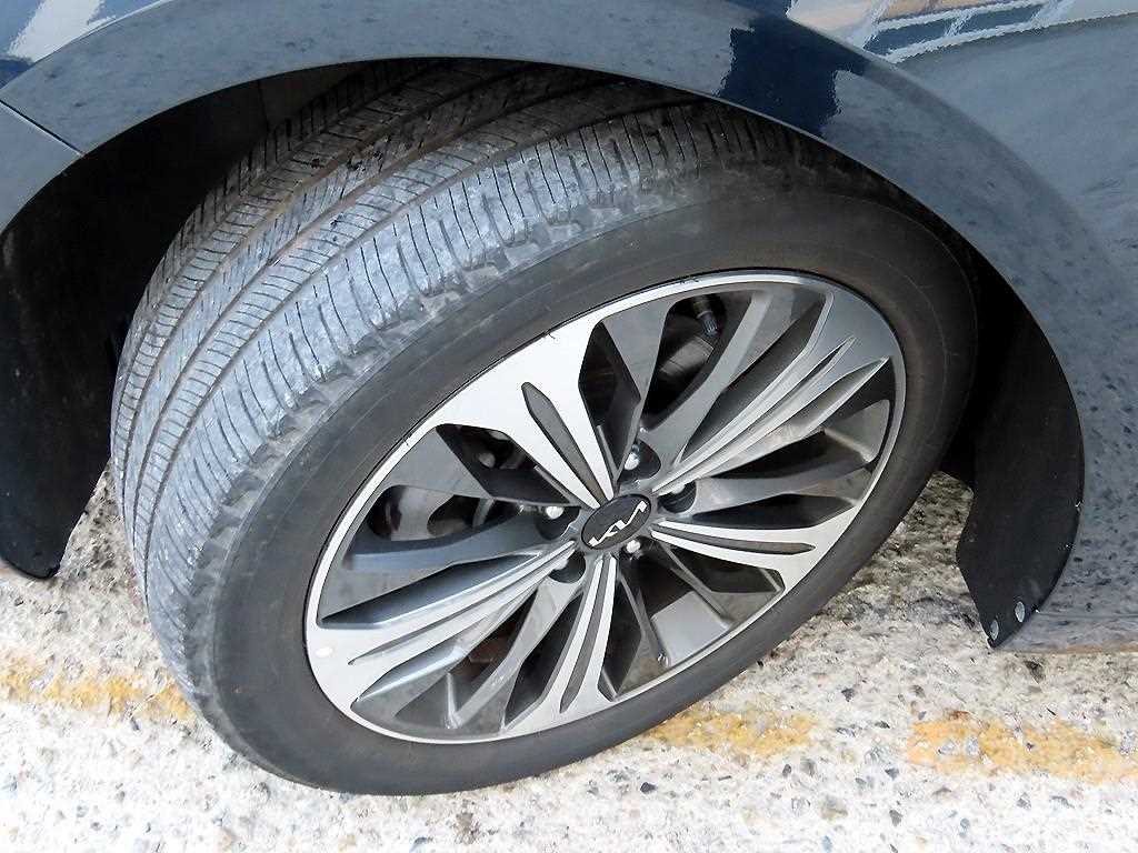 Kia K8 — photo 20