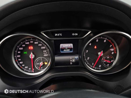 Mercedes-Benz CLA-Class — photo 08