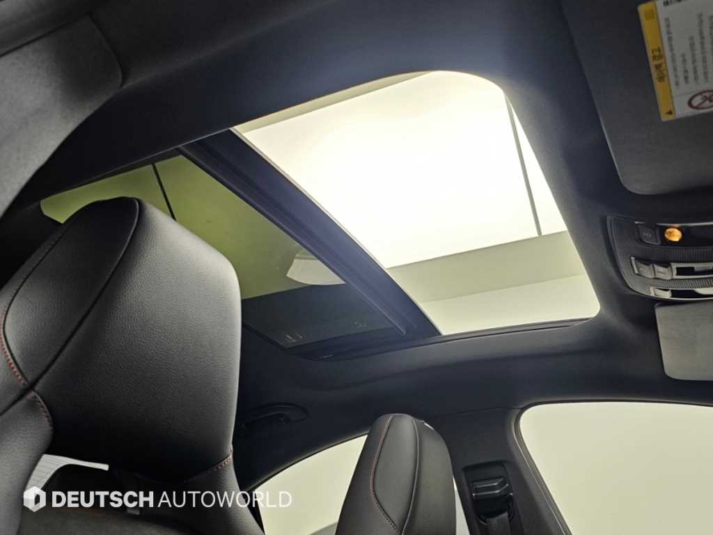 Mercedes-Benz CLA-Class — photo 18