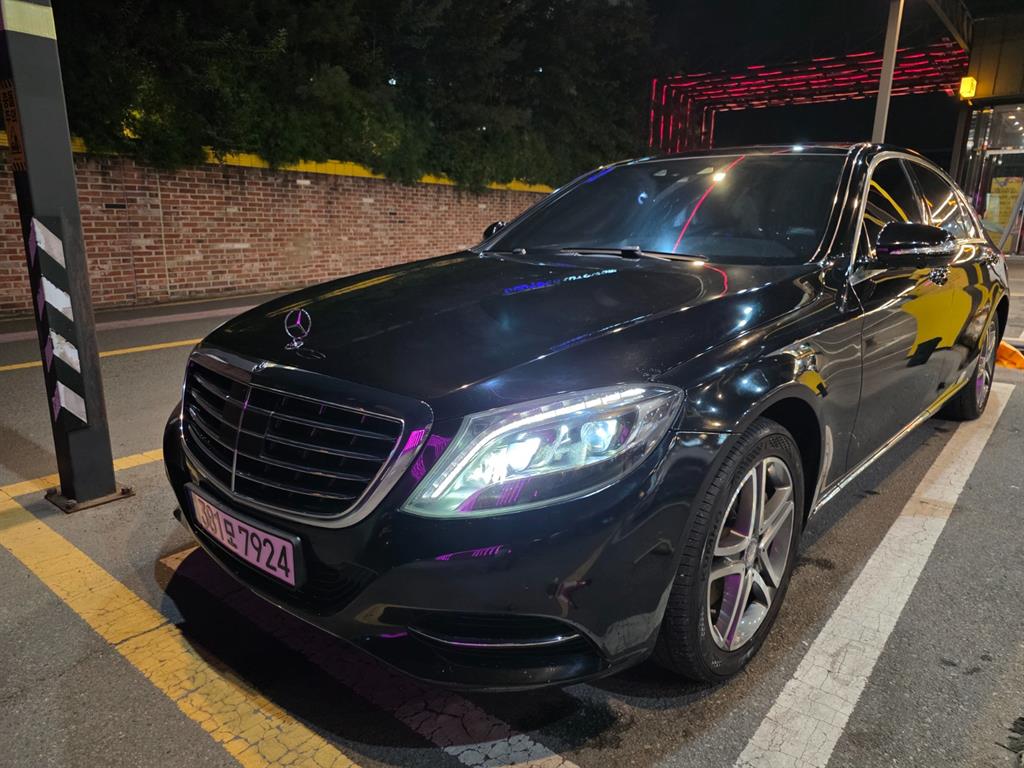 Mercedes-Benz S-Class — photo 01