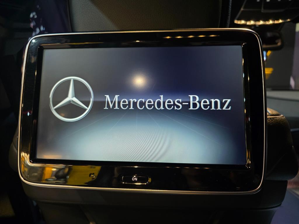 Mercedes-Benz S-Class — photo 14